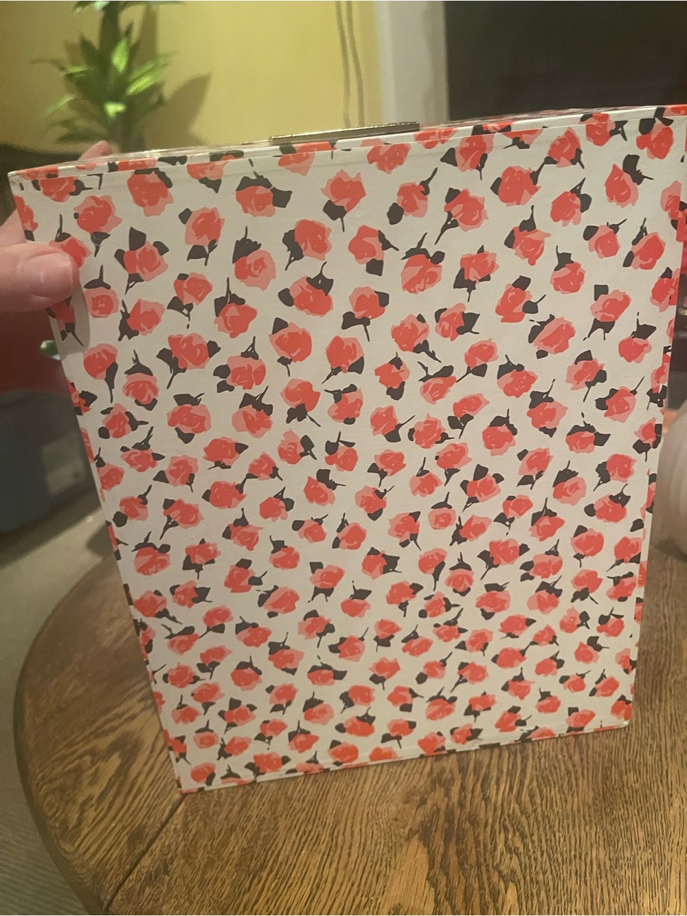 Medium Sized kate spade Storage Box Roses - Picture 6 of 7